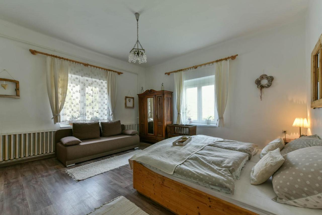 Halhaza Erdeszlak Apartman Sirok المظهر الخارجي الصورة